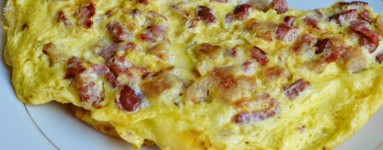 LCHF omlet od jaja s mesom